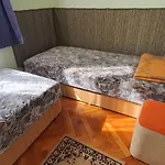 3 Apartment *