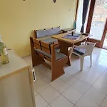 3 Apartment *