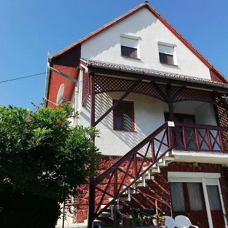 Apartment 3